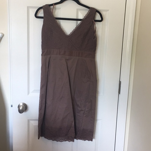 Dress - Picture 2 of 4